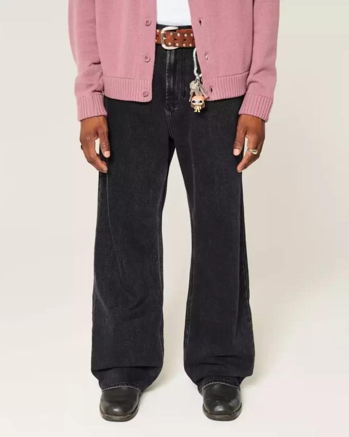Pestyt mustat Baggy Bootcut -farkut