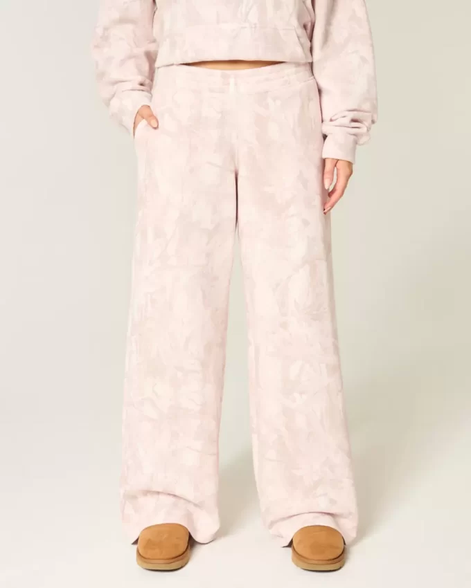 Pinkit Camo Baggy collegehousut Pinkit Camo Baggy collegehousut