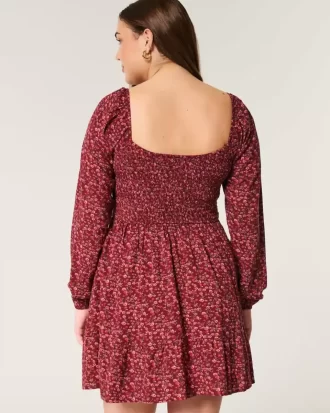 Pitkähihainen Cinch Bust -minimekko Pitkähihainen Cinch Bust -minimekko