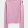 Pitkähihainen slash-neck toppi Pitkähihainen slash-neck toppi