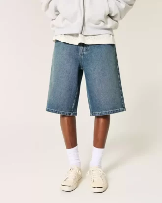 Polven alapuolelle ulottuvat Dark Wash Super Baggy Denim shortsit