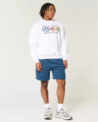 Polven yläpuolella fleece-shortsit