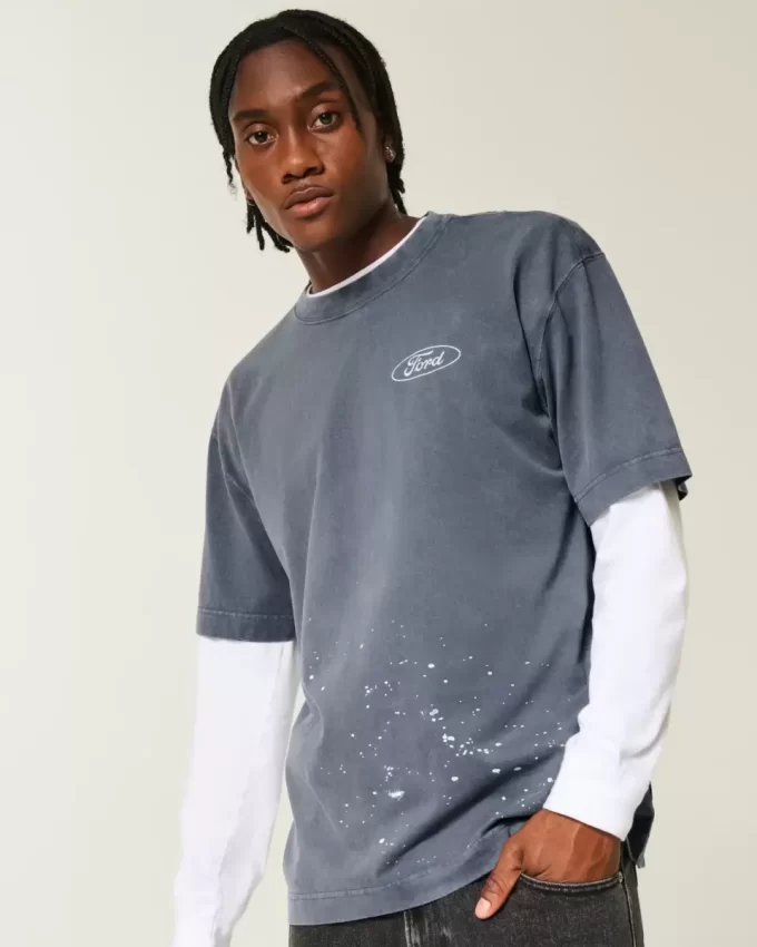 Raskas laatikkomainen Ford Graphic Tee