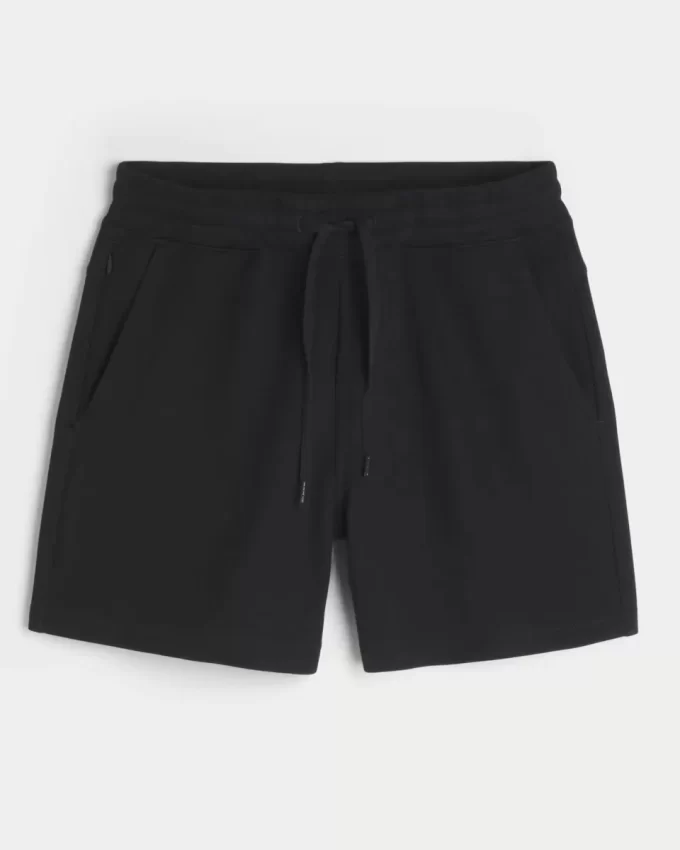 Reiden puoliväliin asti viilentävät fleece-shortsit Reiden puoliväliin asti viilentävät fleece-shortsit