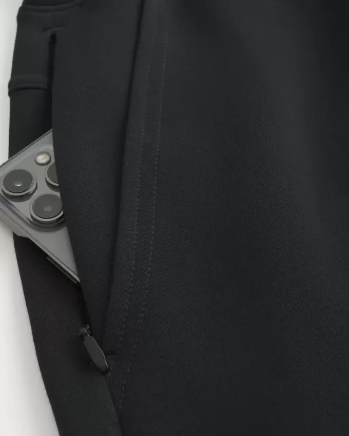 Reiden puoliväliin asti viilentävät fleece-shortsit Reiden puoliväliin asti viilentävät fleece-shortsit