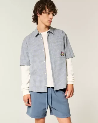 Reiden puoliväliin ulottuvat löysät fleece-shortsit
