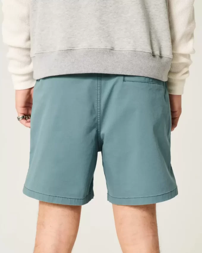 Reiden puoliväliin ulottuvat Twill-shortsit Reiden puoliväliin ulottuvat Twill-shortsit