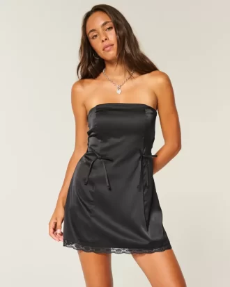 Satiininen olkaimeton bodycon-mekko