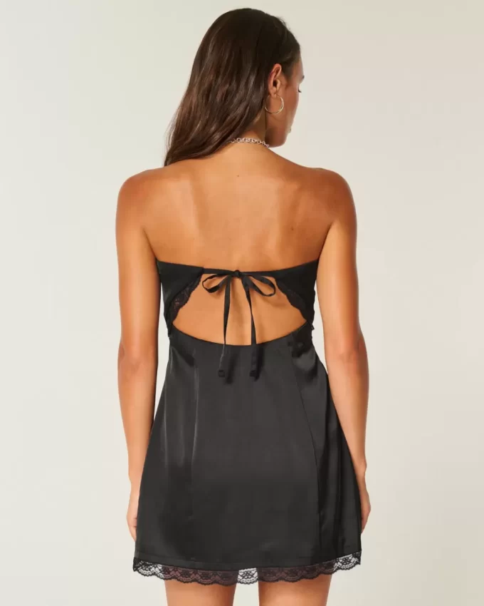 Satiininen olkaimeton bodycon-mekko
