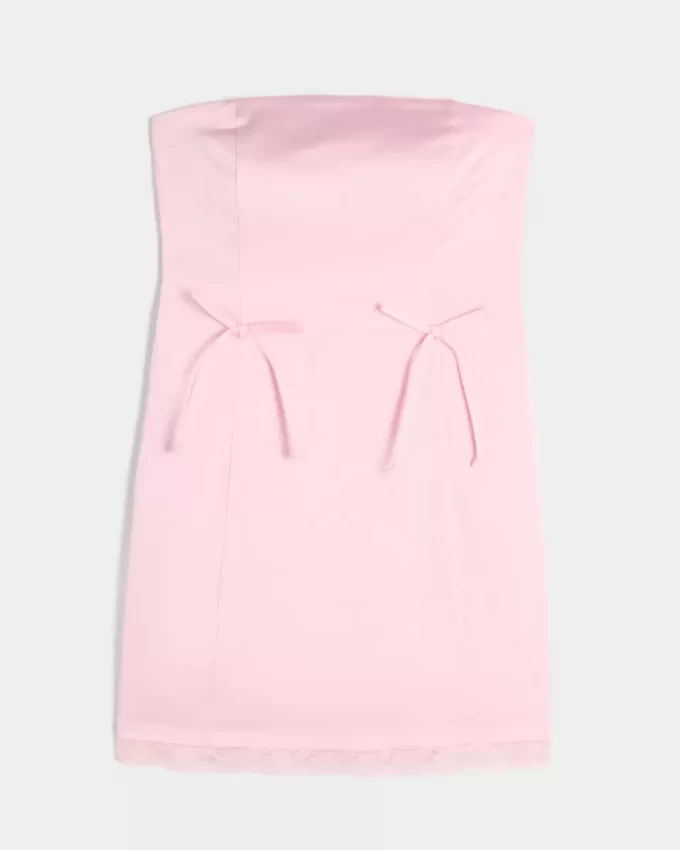 Satiininen olkaimeton bodycon-mekko