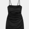 Satin Back Bow Bodycon -mekko Satin Back Bow Bodycon -mekko