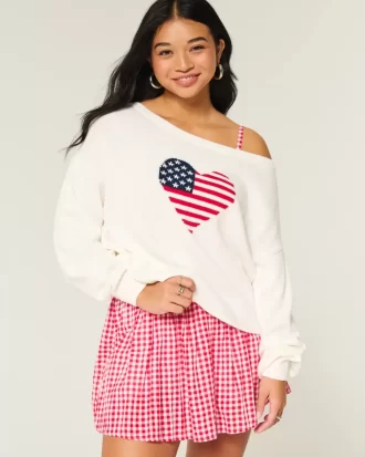 Slouchy Off-the-Shoulder Flag Heart Graphic -villapaita