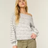 Slouchy off-the-shoulder villapaita