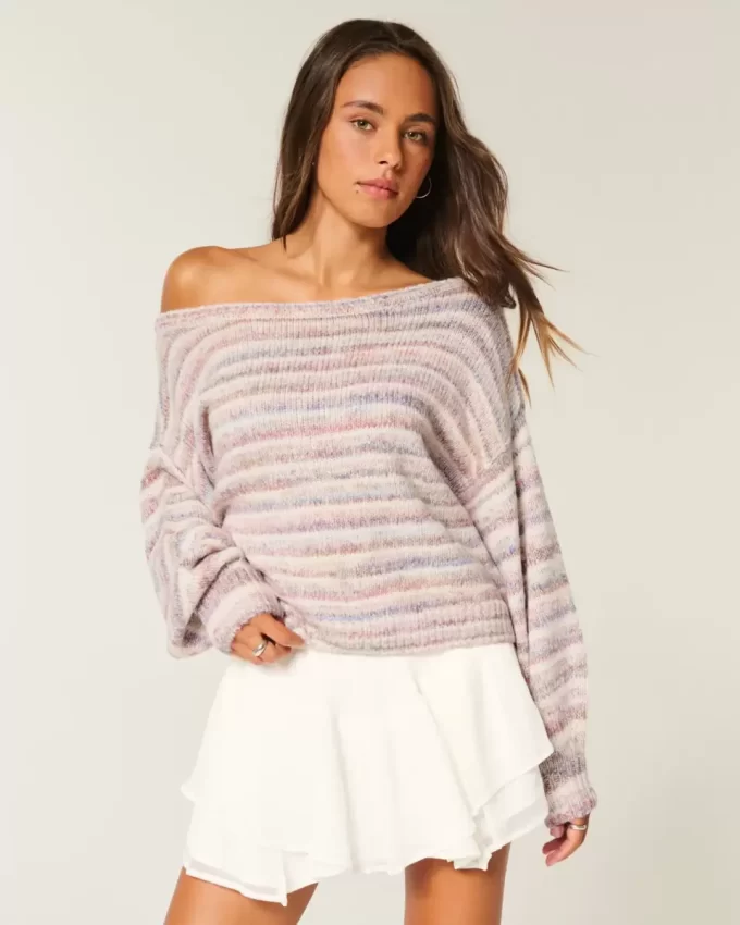 Slouchy off-the-shoulder villapaita
