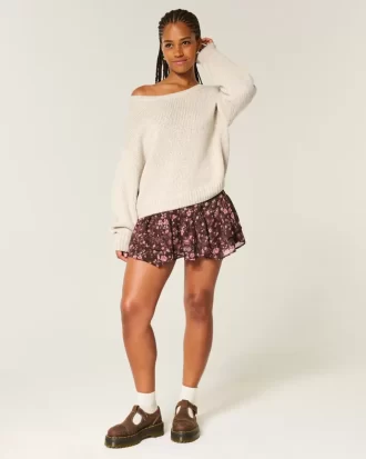Slouchy off-the-shoulder villapaita