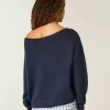 Slouchy off-the-shoulder villapaita