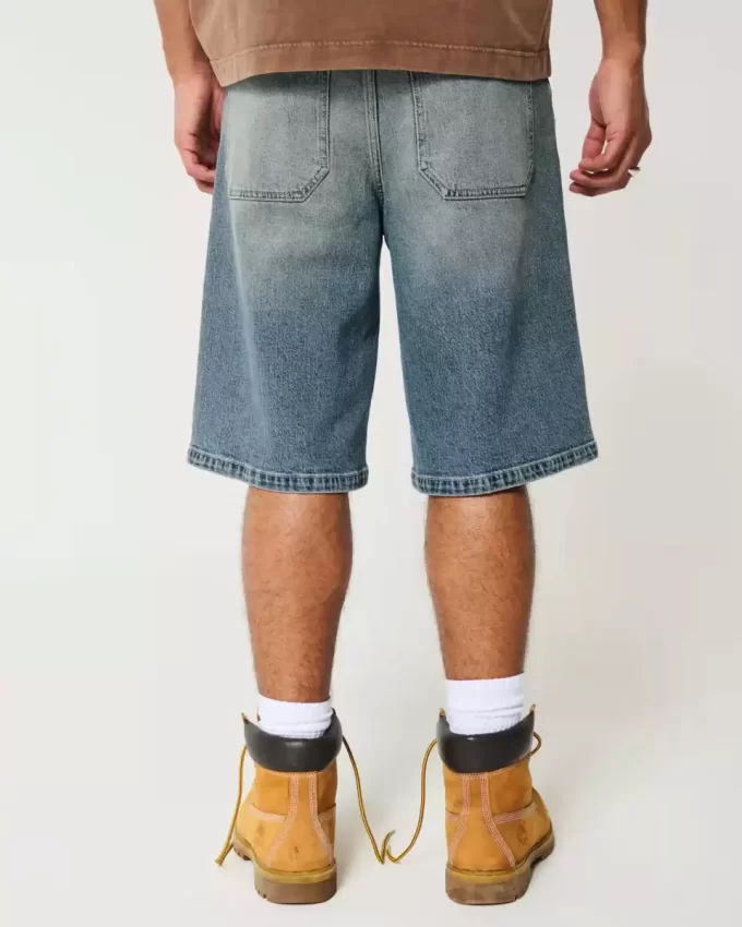 Taz Graphic Medium Wash Super Baggy Denim shortsit Taz Graphic Medium Wash Super Baggy Denim shortsit