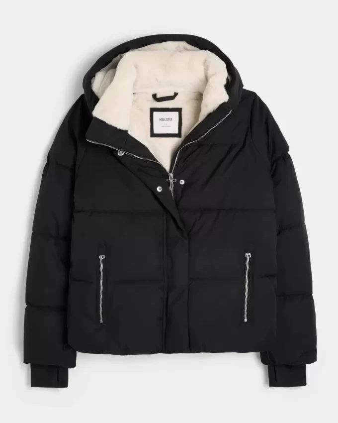 Tekoturkiksella vuorattu puffertakki