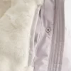 Tekoturkiksella vuorattu puffertakki Tekoturkiksella vuorattu puffertakki