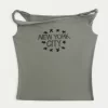 Twisted Off-the-Shoulder New York City Graphic T-paita Twisted Off-the-Shoulder New York City Graphic T-paita