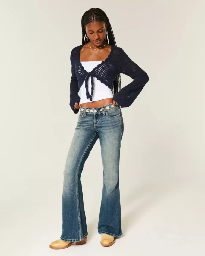 Ultra Low-Rise Medium Wash brodeeratut flare farkut