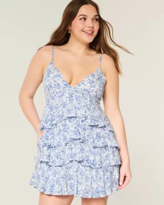 V-kaula-aukkoinen röyhelöinen Babydoll-minimekko