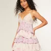 V-kaula-aukkoinen röyhelöinen Babydoll-minimekko V-kaula-aukkoinen röyhelöinen Babydoll-minimekko