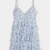 V-kaula-aukkoinen röyhelöinen Babydoll-minimekko V-kaula-aukkoinen röyhelöinen Babydoll-minimekko