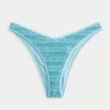 Virkatun tyylinen pörröisin bikinipohja Virkatun tyylinen pörröisin bikinipohja