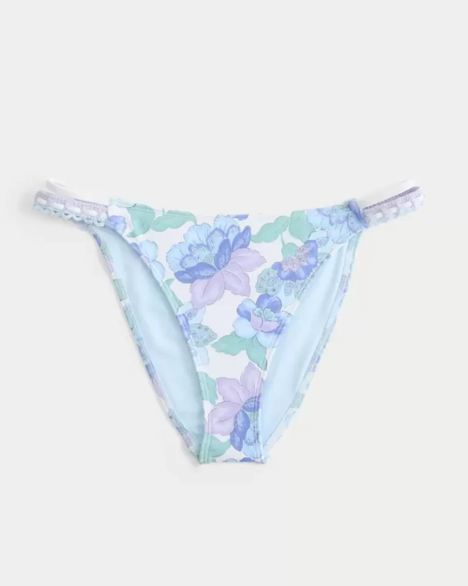 Virkatutyylinen sekoitettu korkeajalkainen, röyhkeä bikinipohja Virkatutyylinen sekoitettu korkeajalkainen, röyhkeä bikinipohja