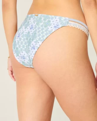 Virkatutyylinen verhoilu, kaksinkertainen hihna, röyhkeä bikinipohja