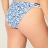 Virkatutyylinen verhoilu, kaksinkertainen hihna, röyhkeä bikinipohja Virkatutyylinen verhoilu, kaksinkertainen hihna, röyhkeä bikinipohja
