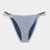 Virkatutyylinen verhoilu, kaksinkertainen hihna, röyhkeä bikinipohja Virkatutyylinen verhoilu, kaksinkertainen hihna, röyhkeä bikinipohja