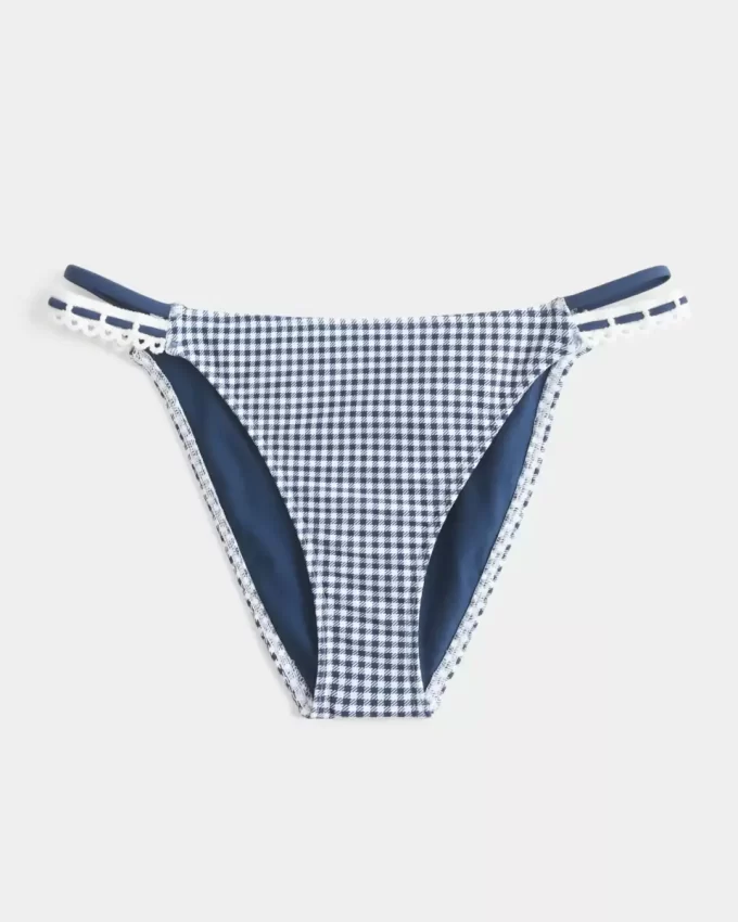 Virkatutyylinen verhoilu, kaksinkertainen hihna, röyhkeä bikinipohja Virkatutyylinen verhoilu, kaksinkertainen hihna, röyhkeä bikinipohja