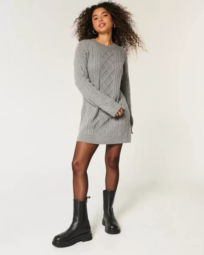 Ylisuuri Cable-Knit Crew -neulemekko Ylisuuri Cable-Knit Crew -neulemekko