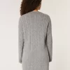 Ylisuuri Cable-Knit Crew -neulemekko Ylisuuri Cable-Knit Crew -neulemekko