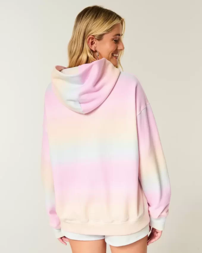 Ylisuuri kuviollinen huppari Ylisuuri kuviollinen huppari