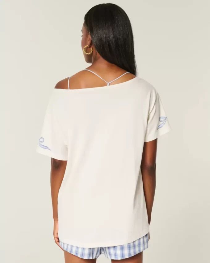 Ylisuuri off-the-shoulder-grafiikkapaita Ylisuuri off-the-shoulder-grafiikkapaita