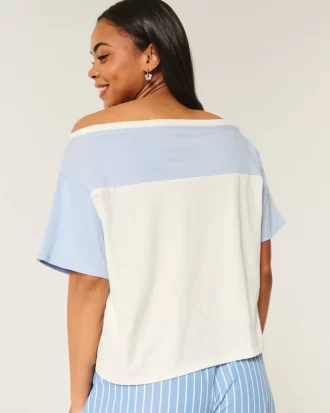 Ylisuuri off-the-shoulder Varsity San Diego Graphic T-paita