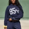 Ylisuuri Varsity Graphic -huppari