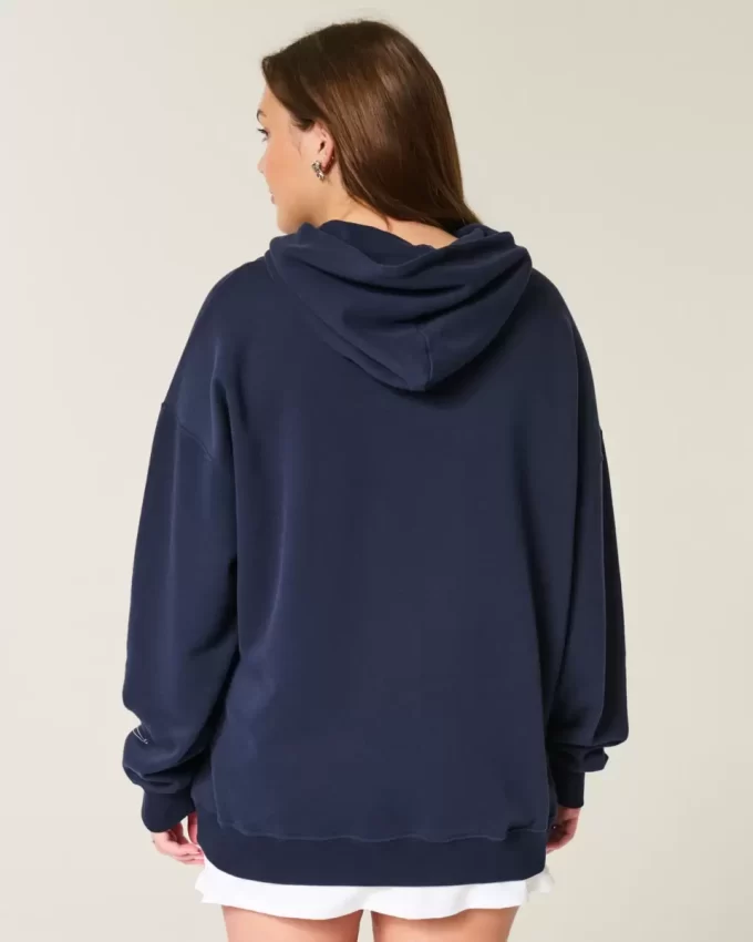 Ylisuuri Varsity Graphic -huppari
